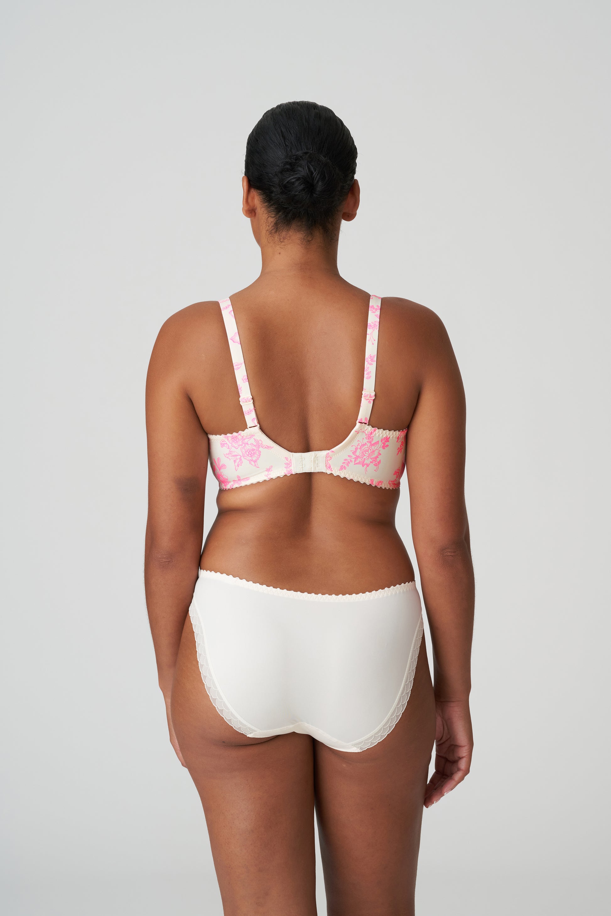 Primadonna Novaro volle cup bh Vibrant Blossom