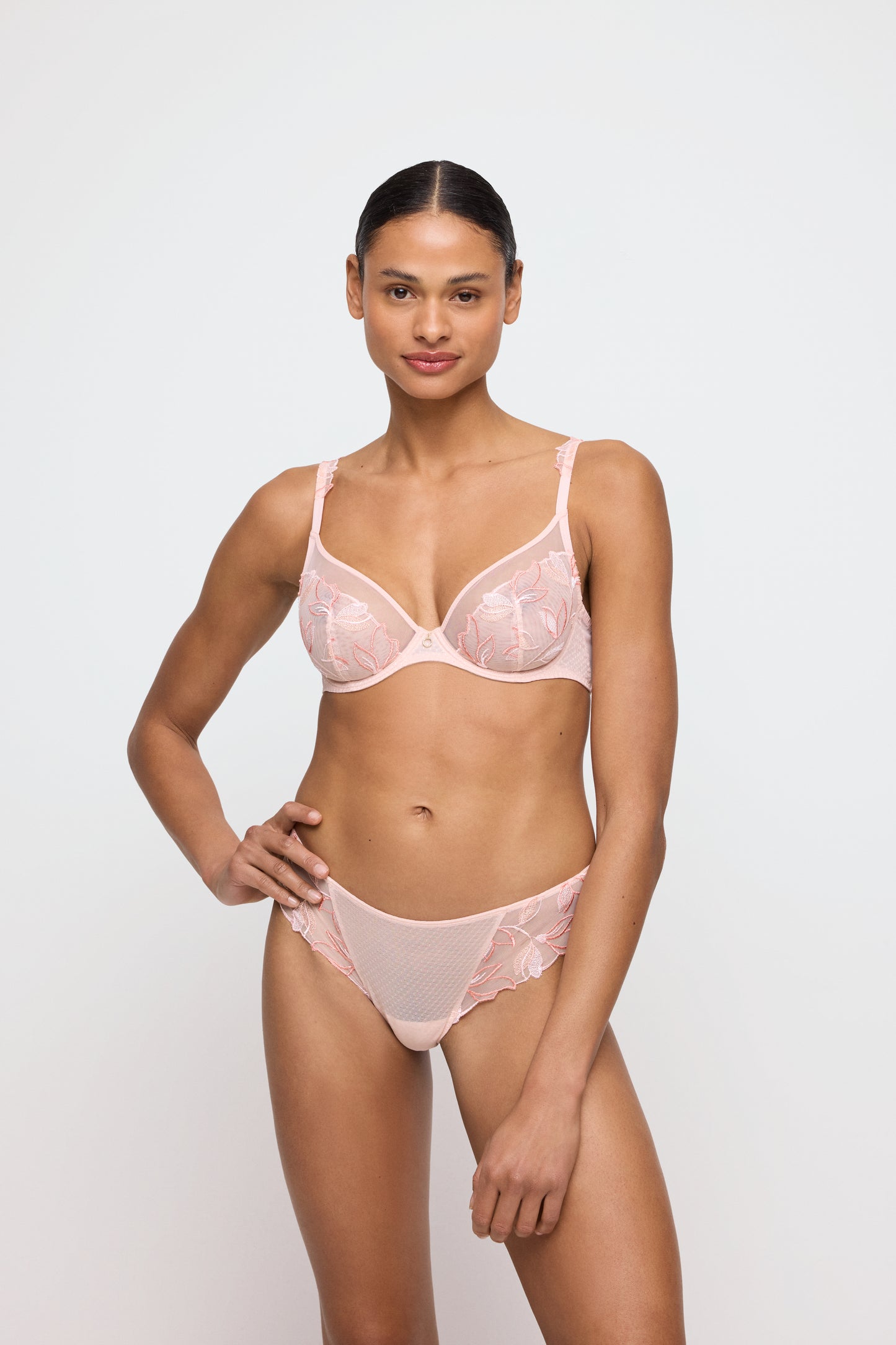Marie Jo Loish string pearly pink