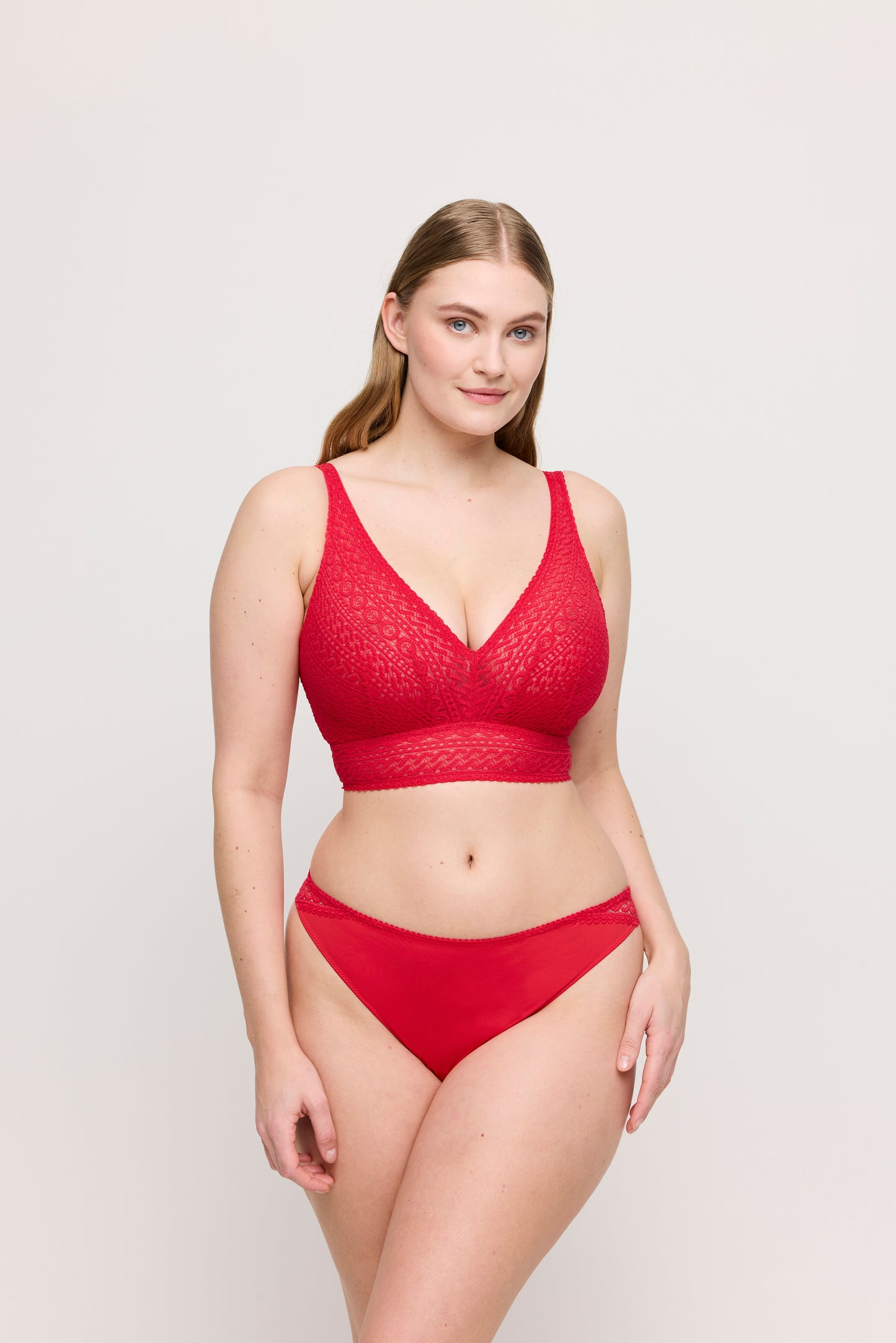 Primadonna Montara string true red