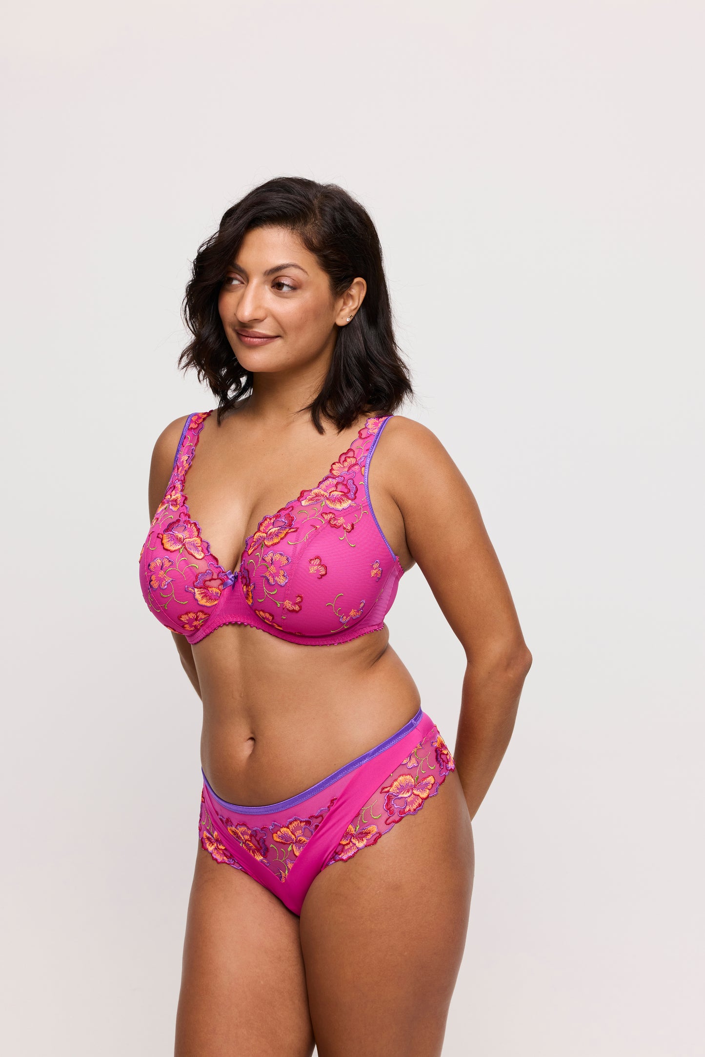 Primadonna Devdaha luxe string VERY BERRY