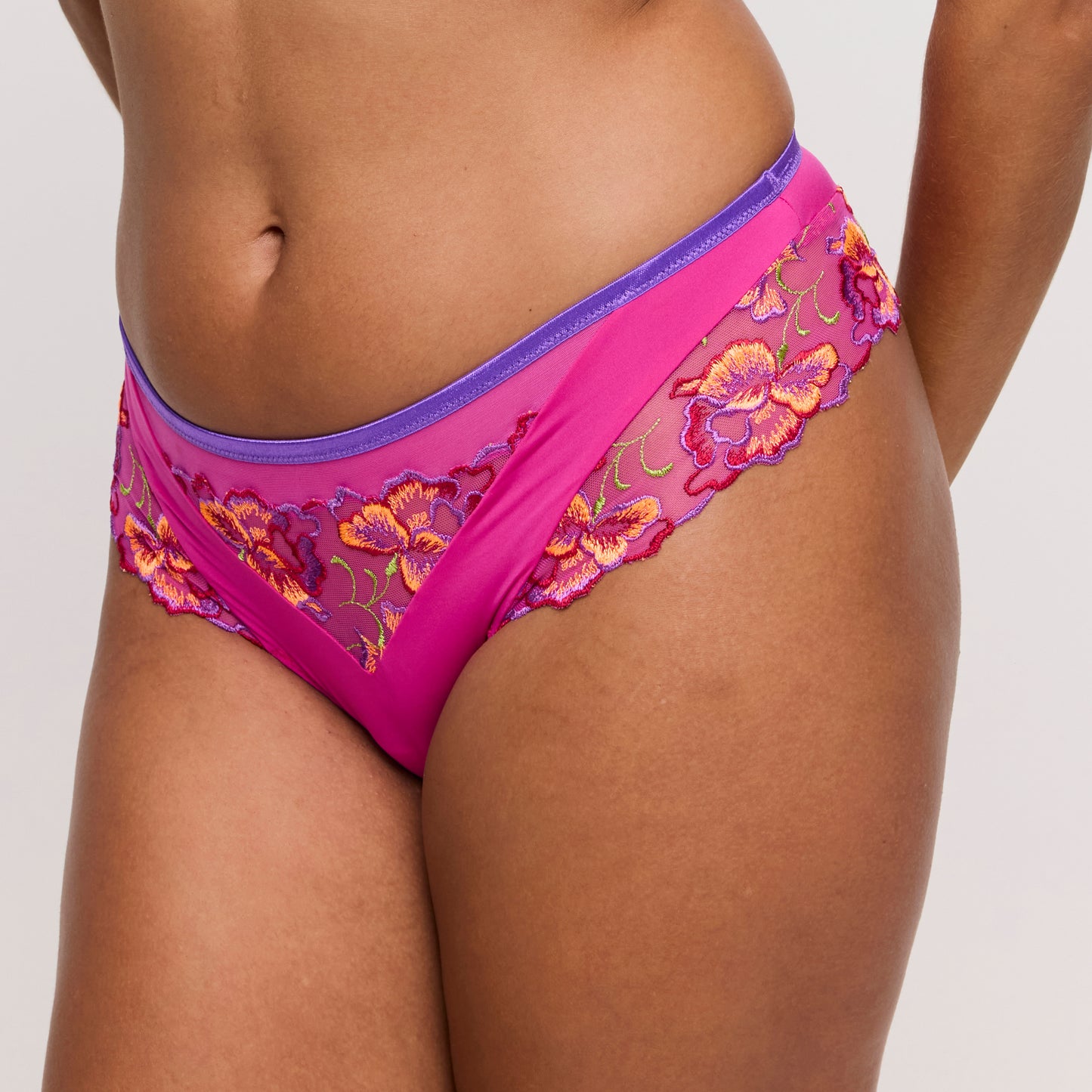 Primadonna Devdaha luxe string VERY BERRY