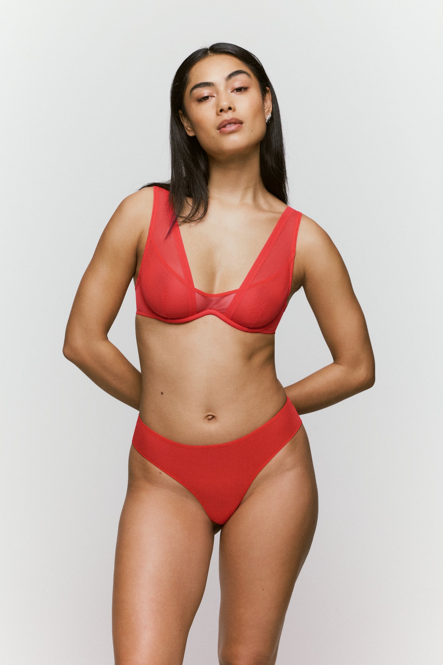 Sarda Chalmers string hot lava