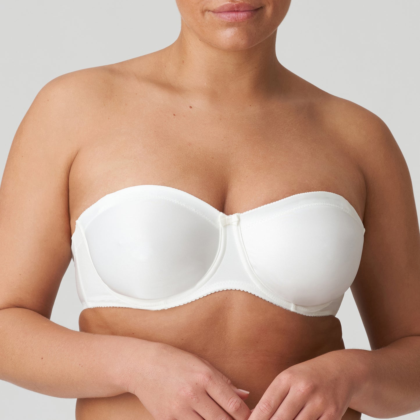 Primadonna Satin strapless bh zonder mousse natuur