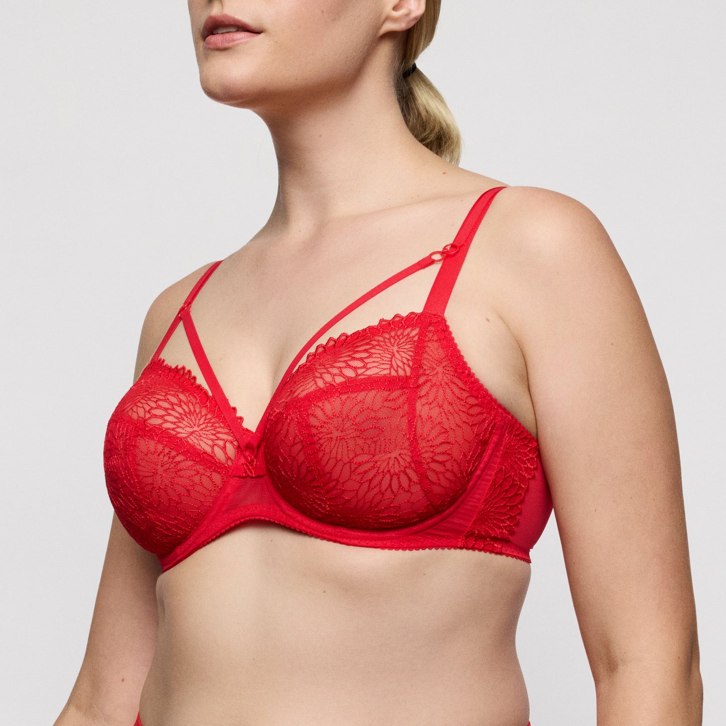 Primadonna Sophora volle cup bh true red