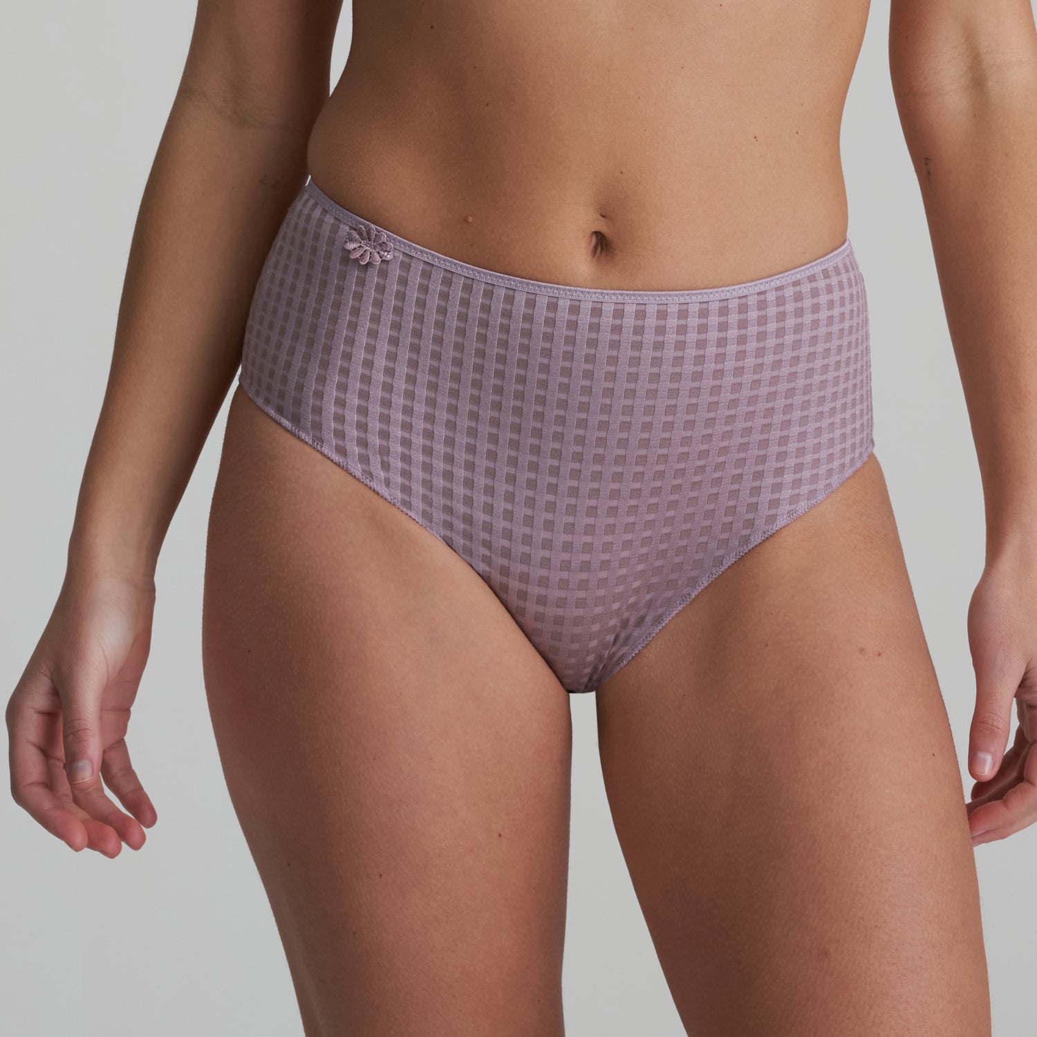 AVERO Soft Sand