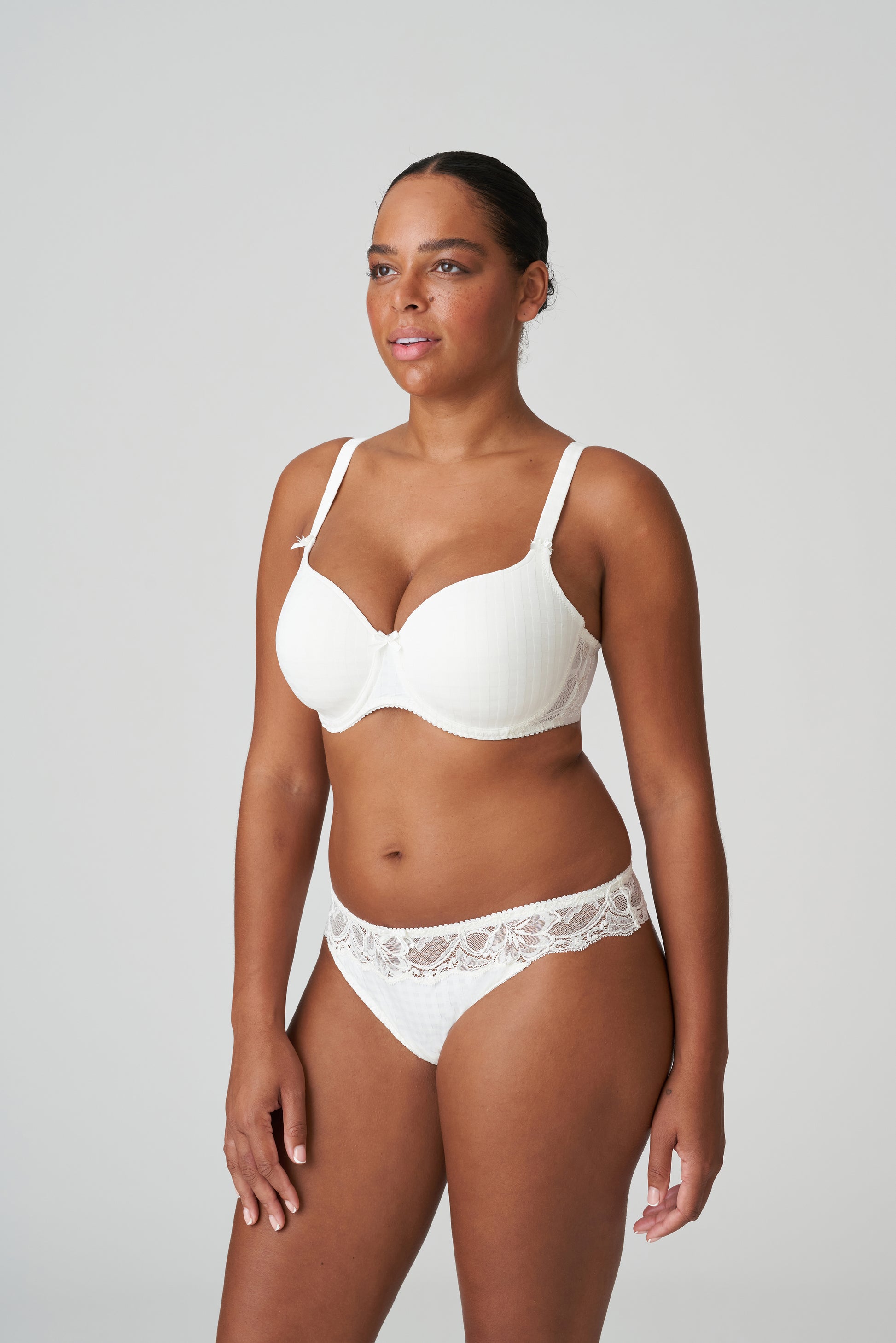 Primadonna Madison string natuur