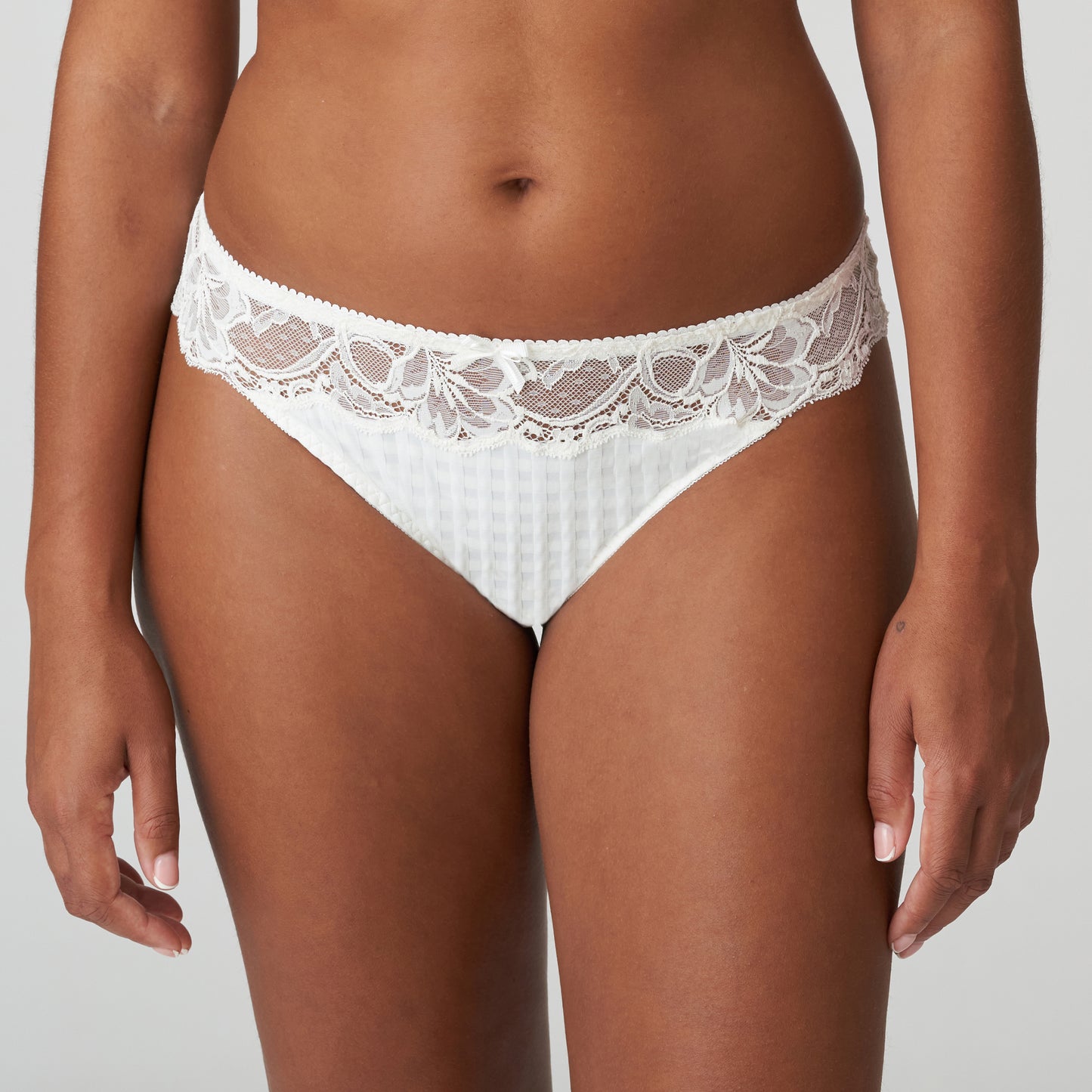 Primadonna Madison string natuur