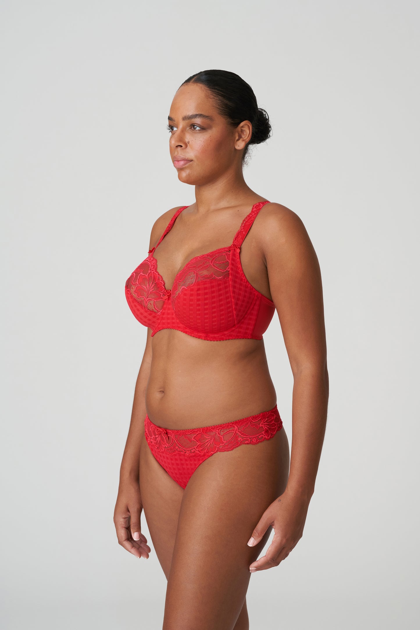 Primadonna Madison string scarlet