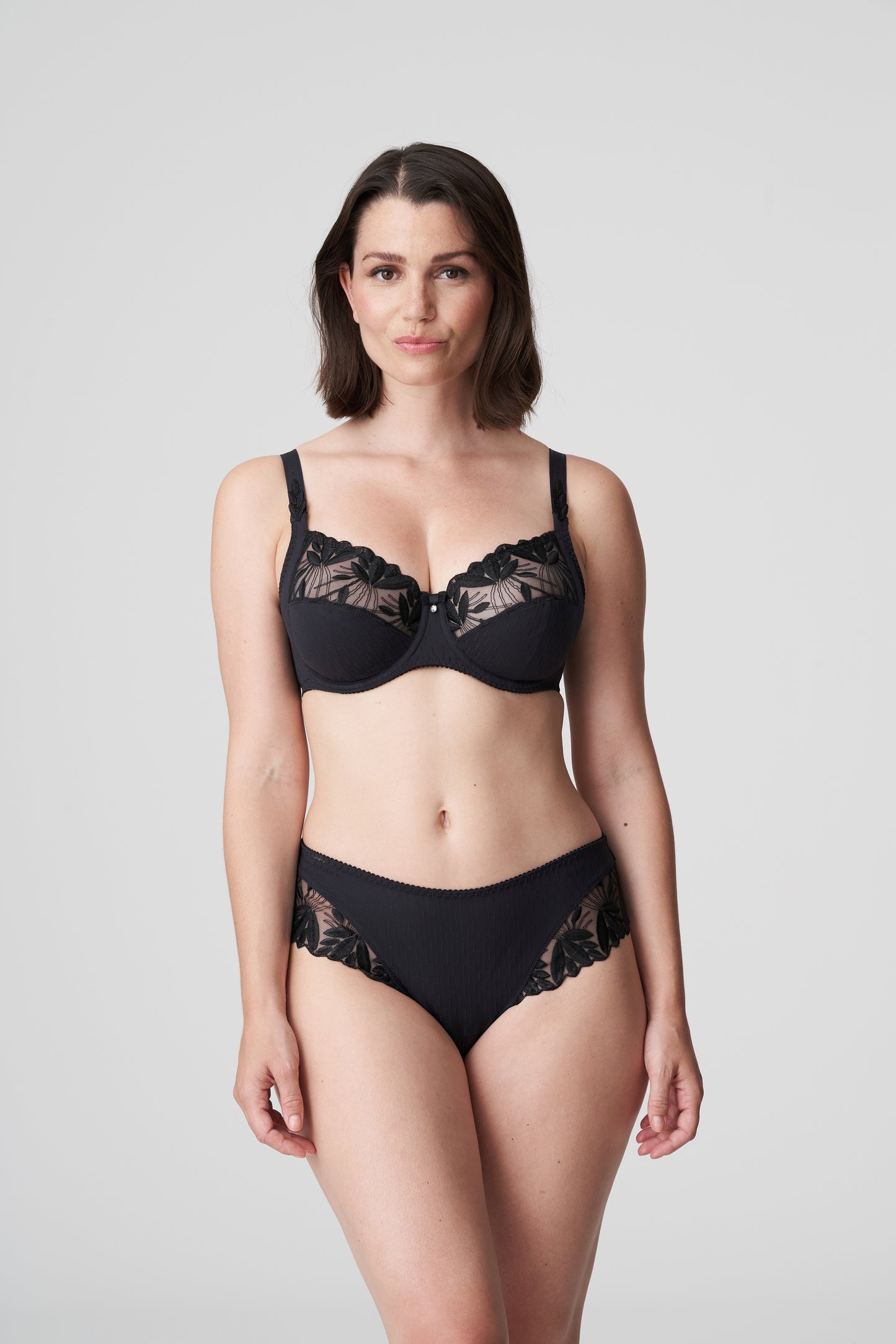 Primadonna Orlando luxe string charbon