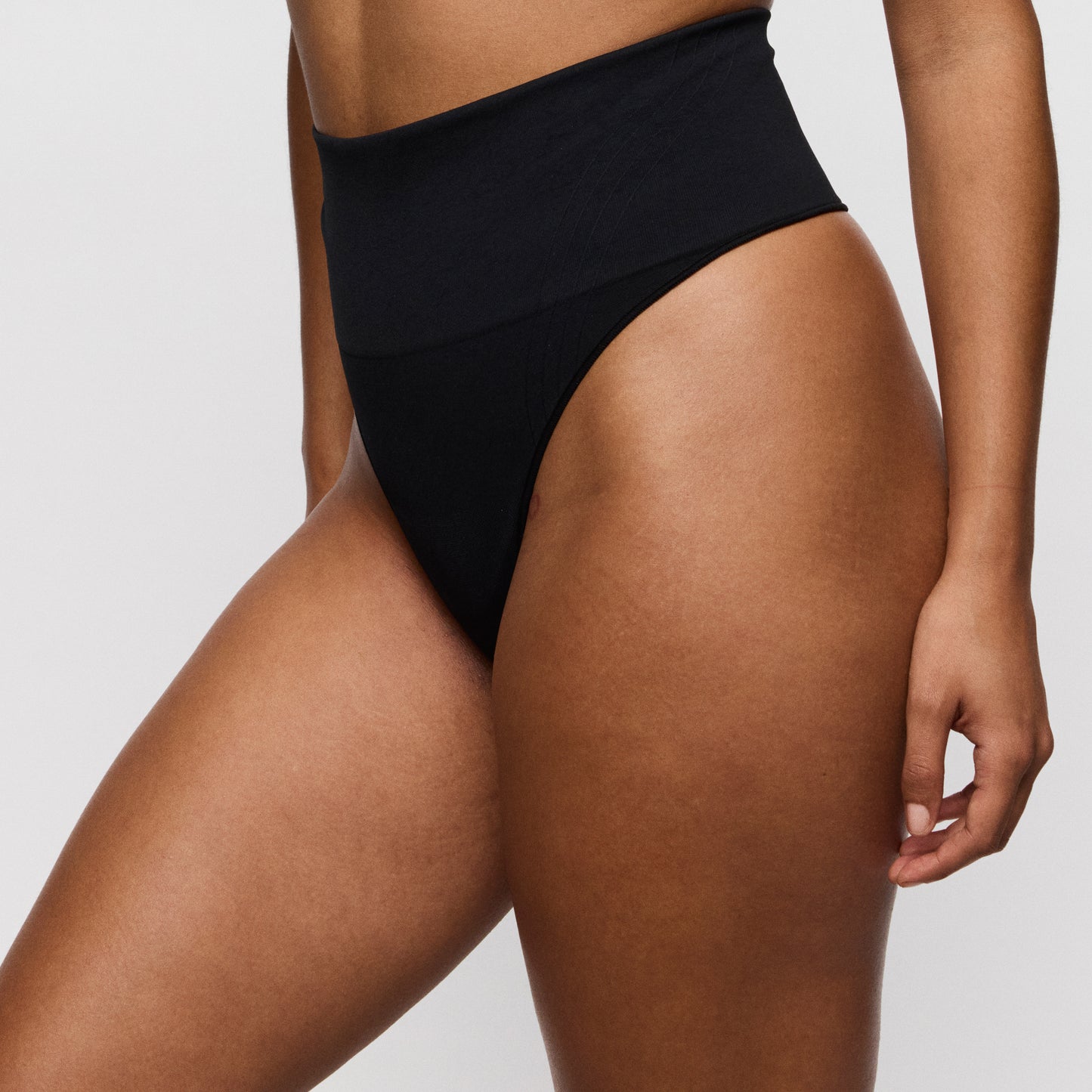 Primadonna Nudda corrigerende string zwart