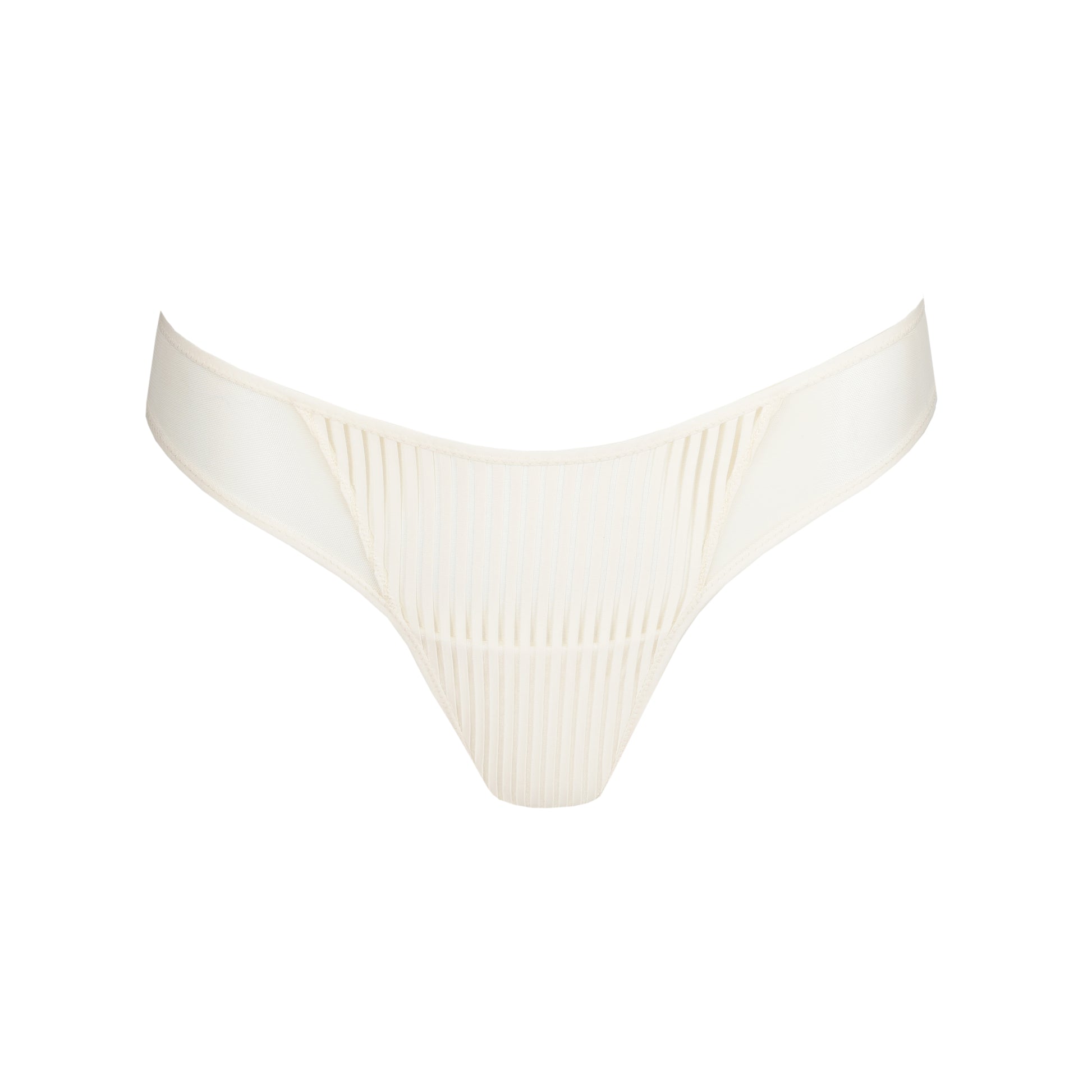 Sarda Radia string chantilly