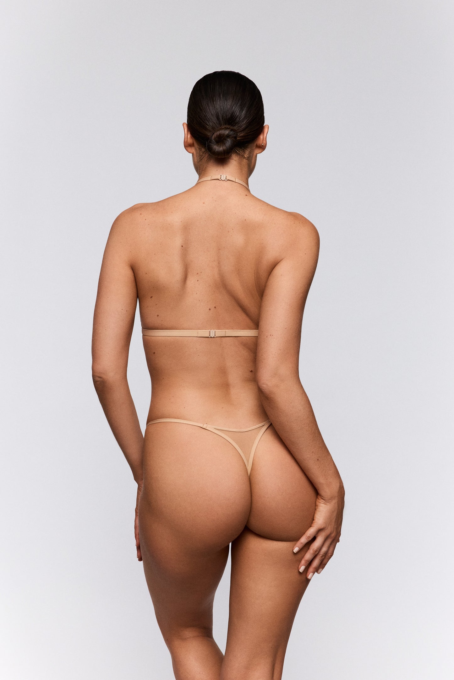 Sarda Milhon string short Invisible
