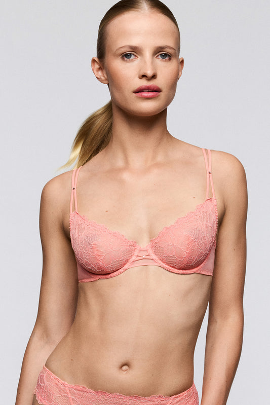 Sarda Amelia plunge bh florida