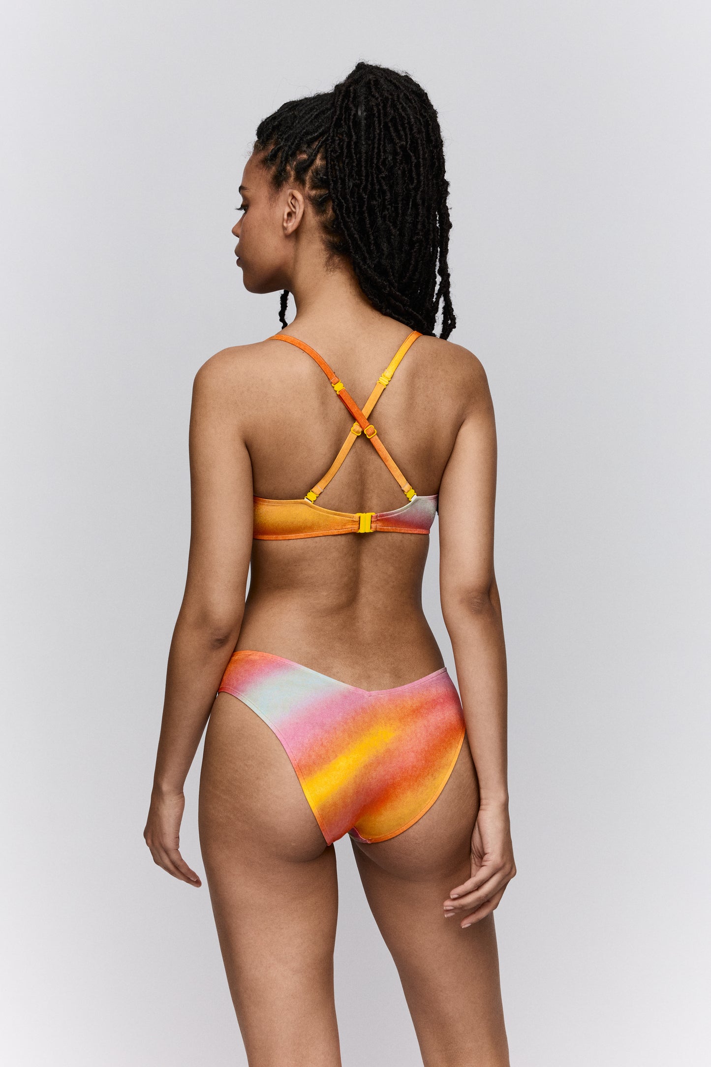 Sarda Swim Kim voorgevormde plunge bikinitop Sfumato