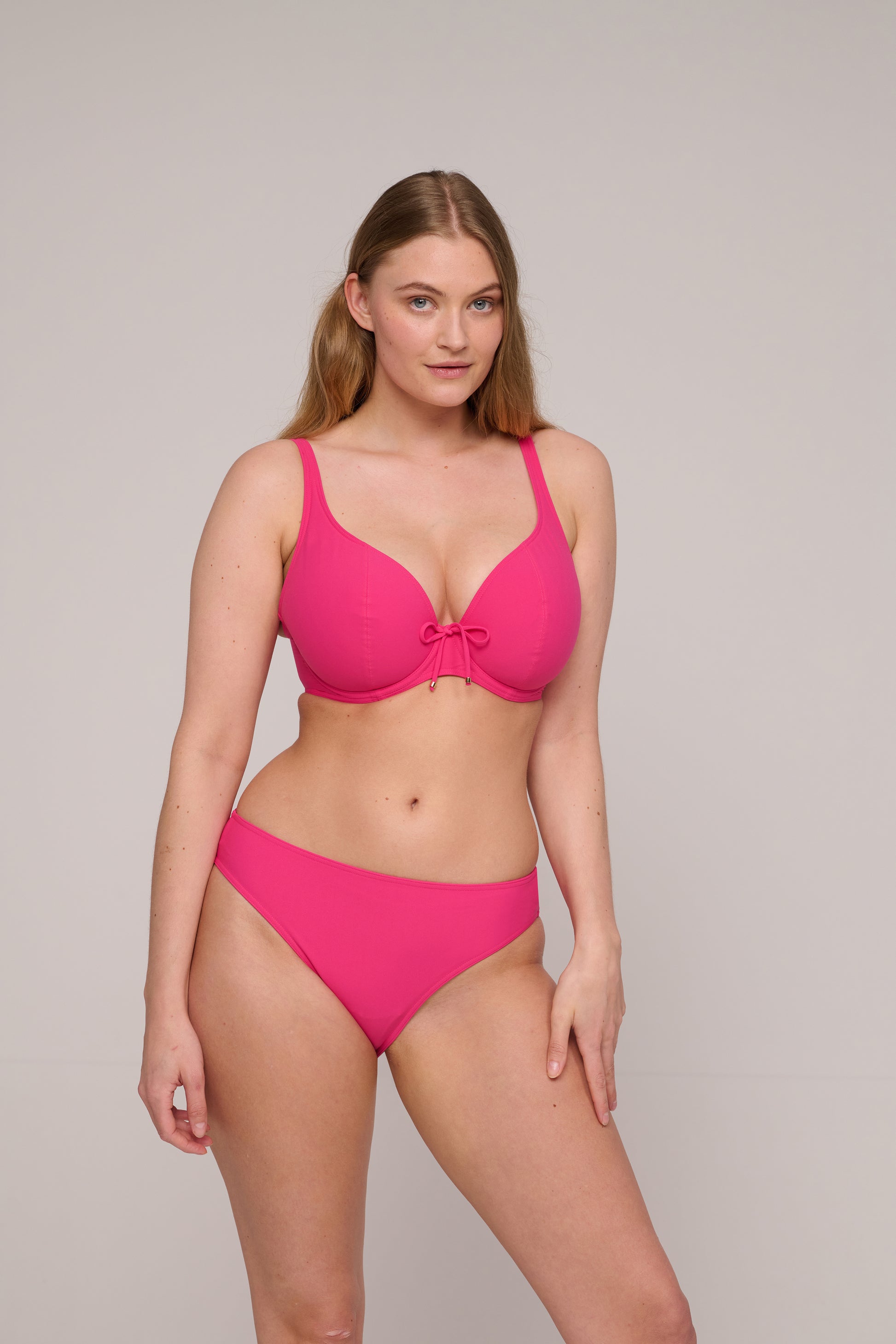 PrimaDonna Swim Aswan voorgevormde plunge bikinitop Dragon Fruit