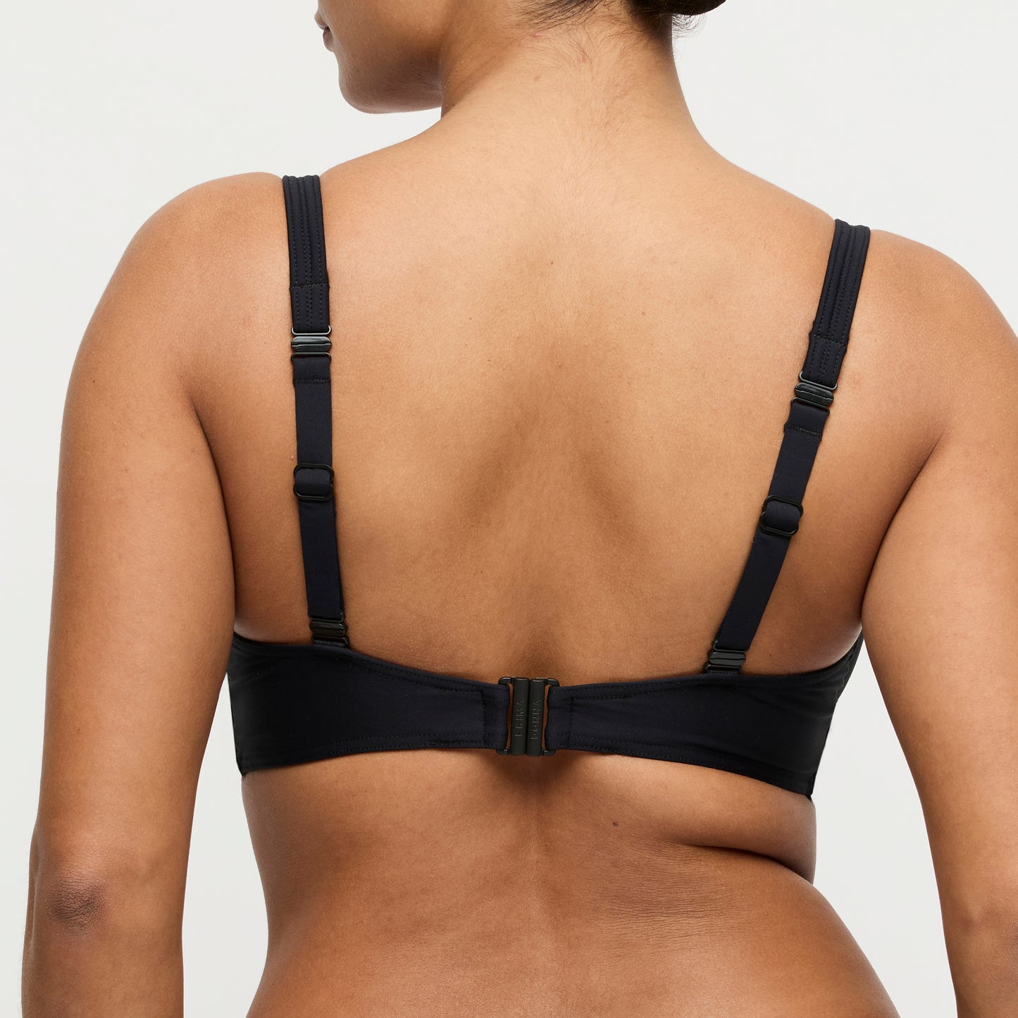 Primadonna Swim Uvita voorgevormde plunge bikinitop zwart