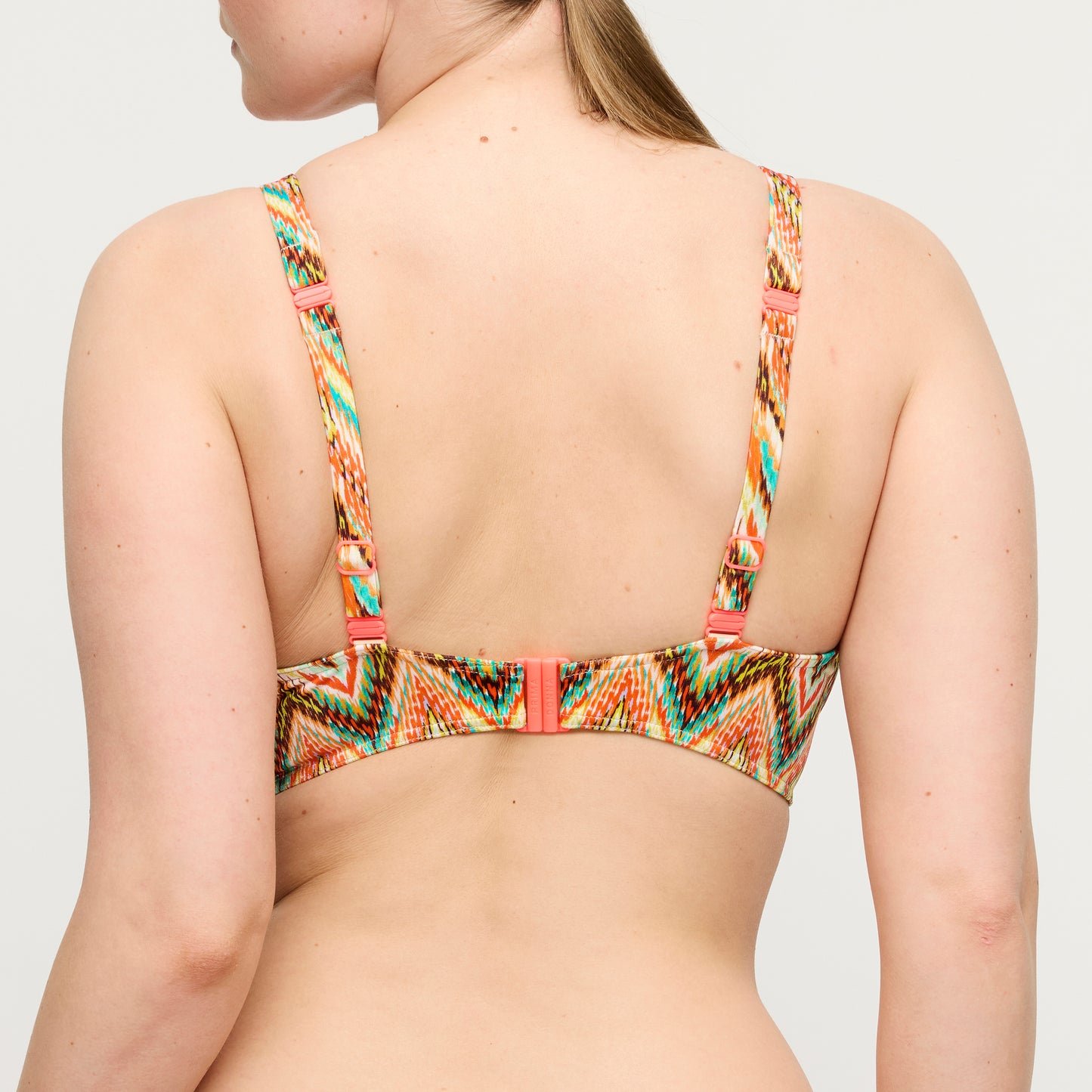 Primadonna Swim Tubou plunge bikini halve mousse cup Ikat Summer