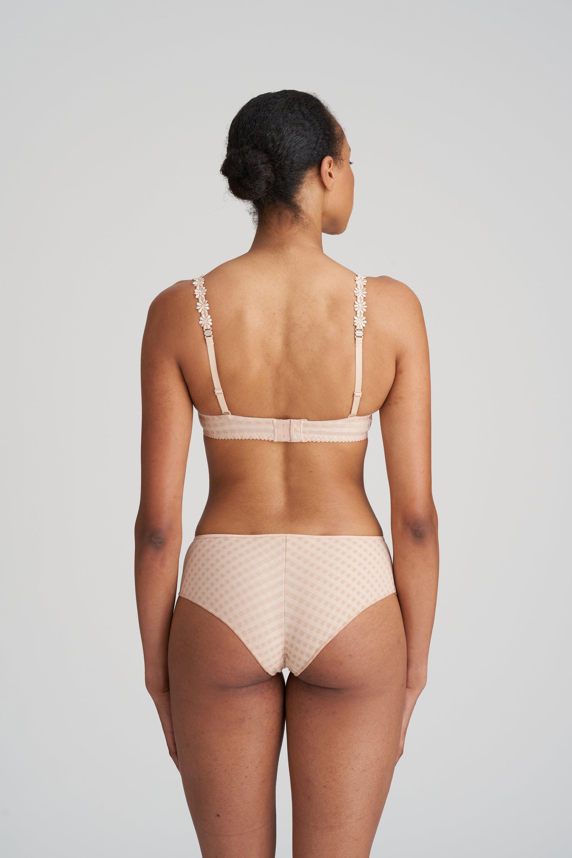 Marie Jo Avero hotpants caffé latte - Lingerie Valentijn