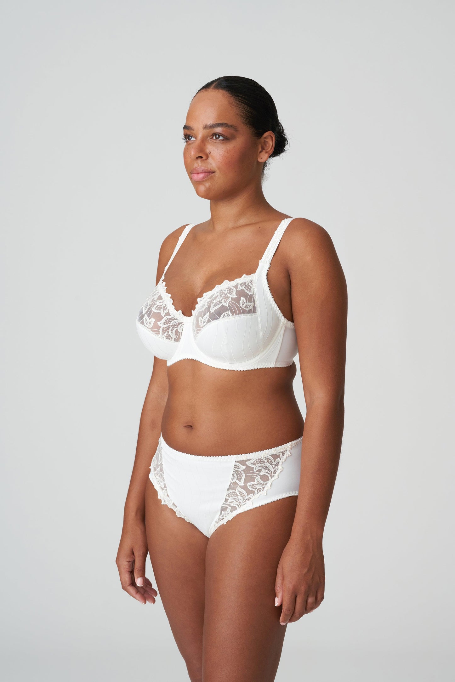 PrimaDonna Deauville tailleslip natuur - Lingerie Valentijn