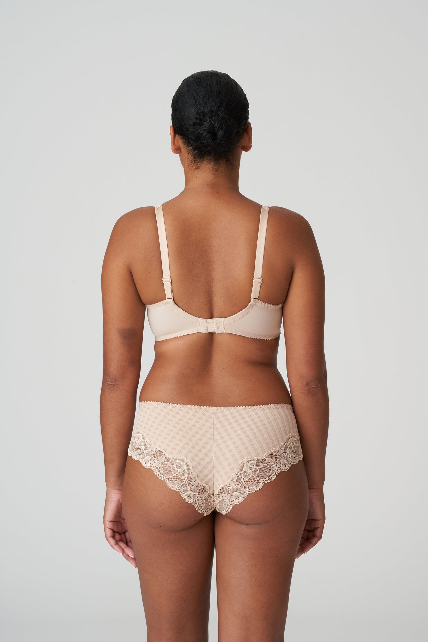 PrimaDonna Madison hotpants caffé latte - Lingerie Valentijn