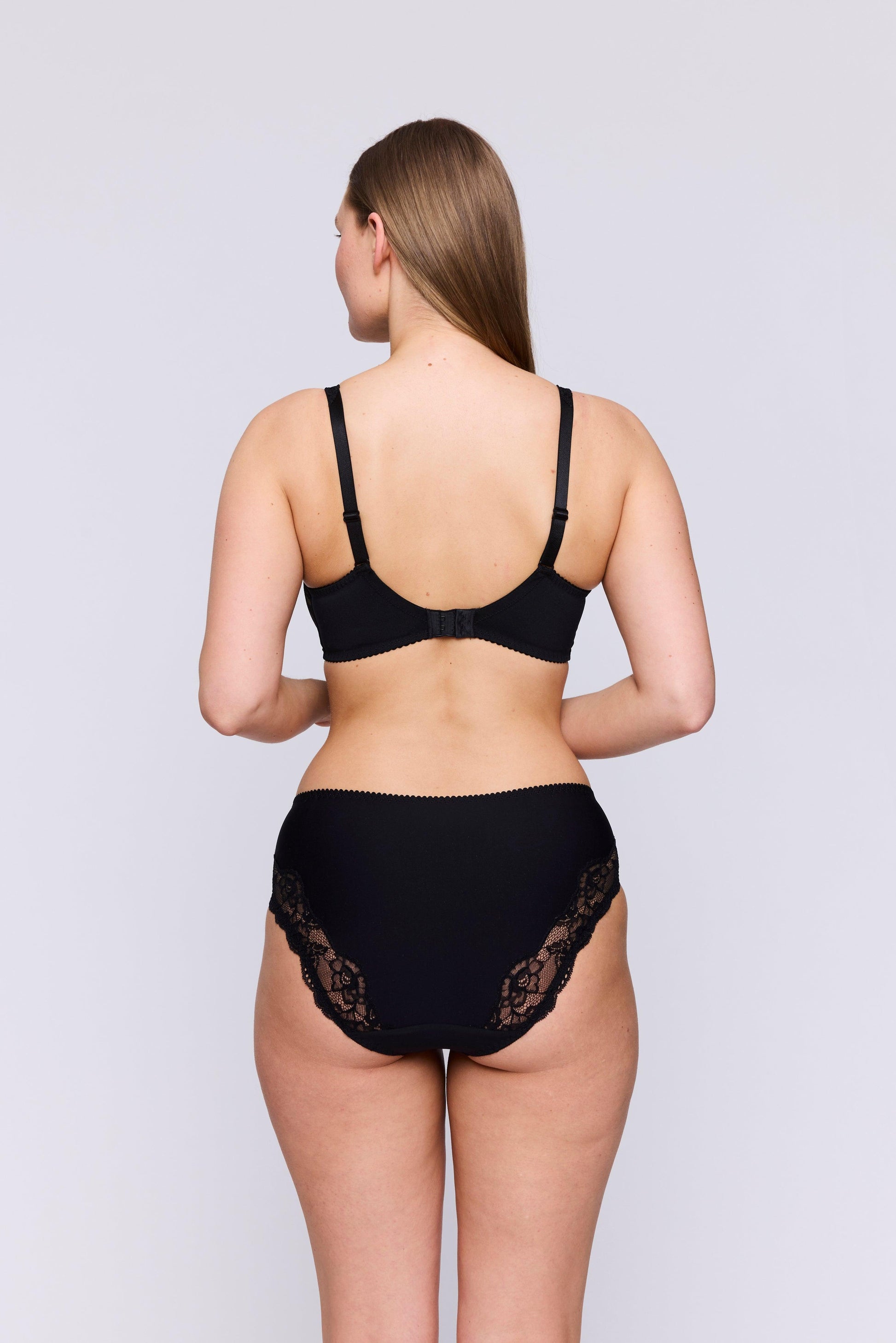 PrimaDonna Madison volle cup bh naadloos zwart - Lingerie Valentijn