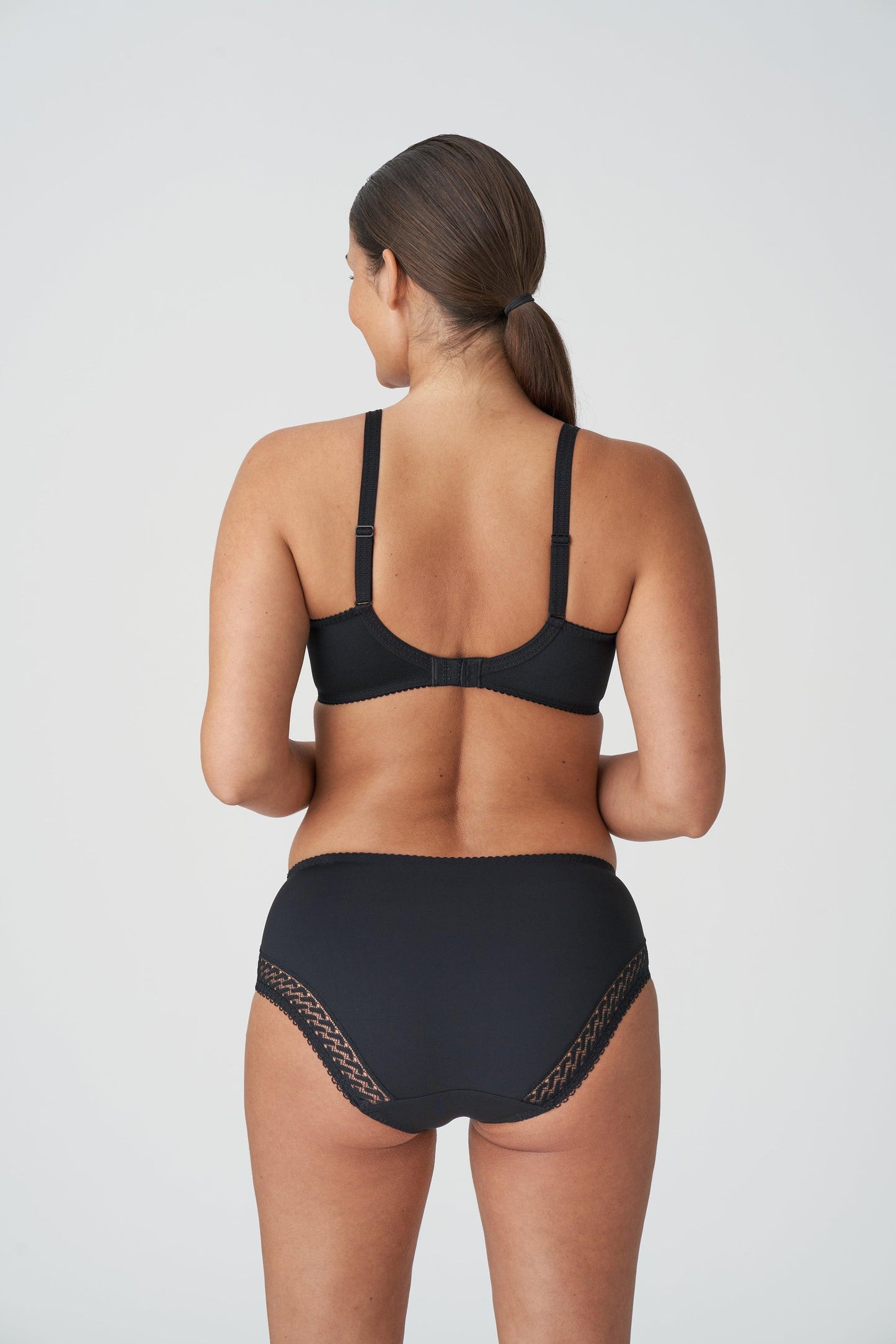 PrimaDonna Montara tailleslip zwart - Lingerie Valentijn