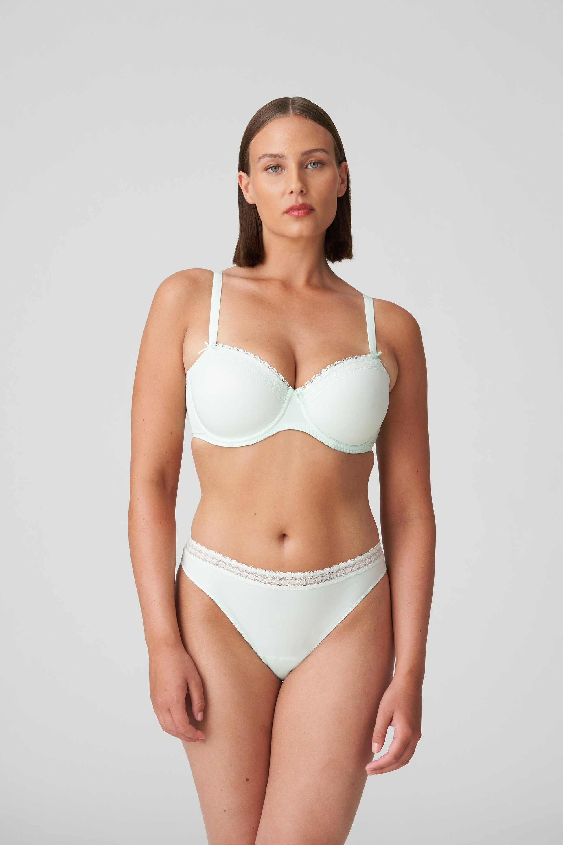 PrimaDonna Twist Seville string fleur de printemps - Lingerie Valentijn