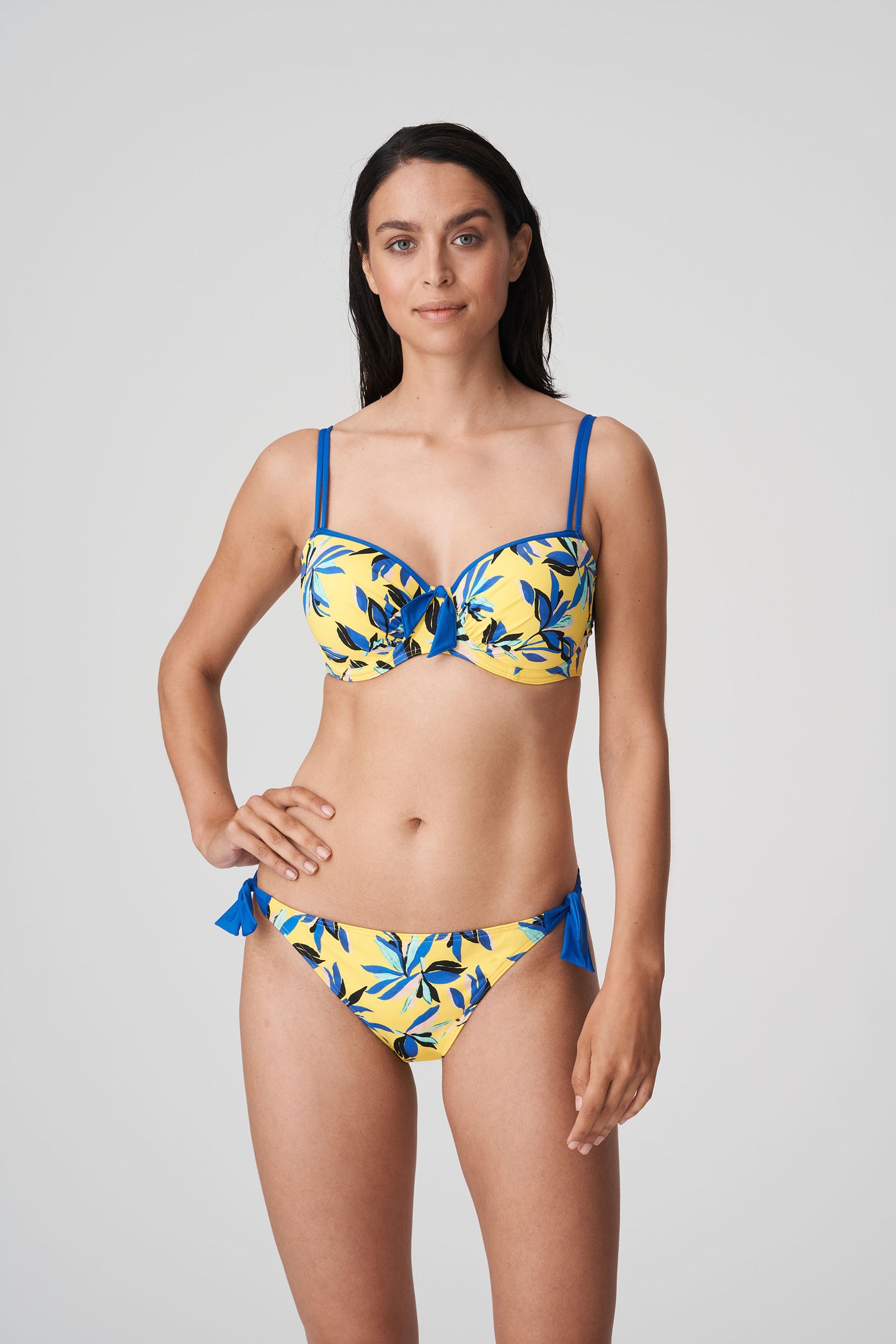 PrimaDonna Swim Vahine bikini heupslip met koordjes Tropical Sun